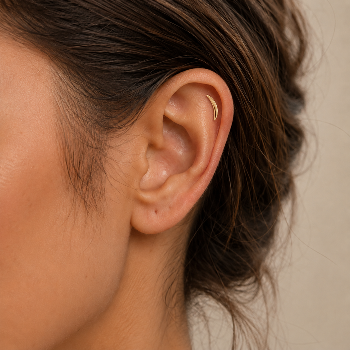 G23 Titanium Crescent Moon Threadless Flatback Stud
