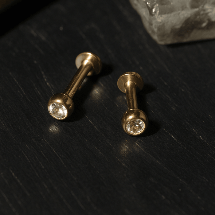 Gold Inverted Labret 14K Gold Round CZ Jewelled Internally Threaded Labret with Flatback ...