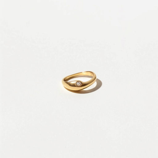 Gold ring with diamond