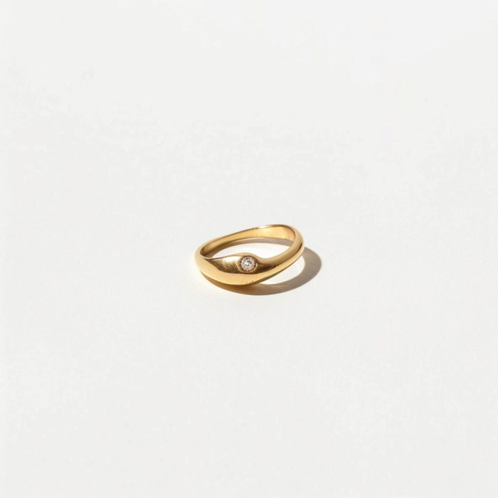 Gold ring with diamond